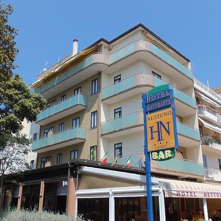 Hotel Nettuno Sottomarina Exterior foto